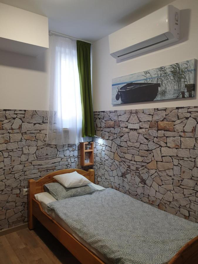 Bed and Breakfast Kid Familia Panzio Balatonszarszo Exteriér fotografie