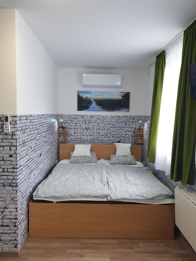 Bed and Breakfast Kid Familia Panzio Balatonszarszo Exteriér fotografie